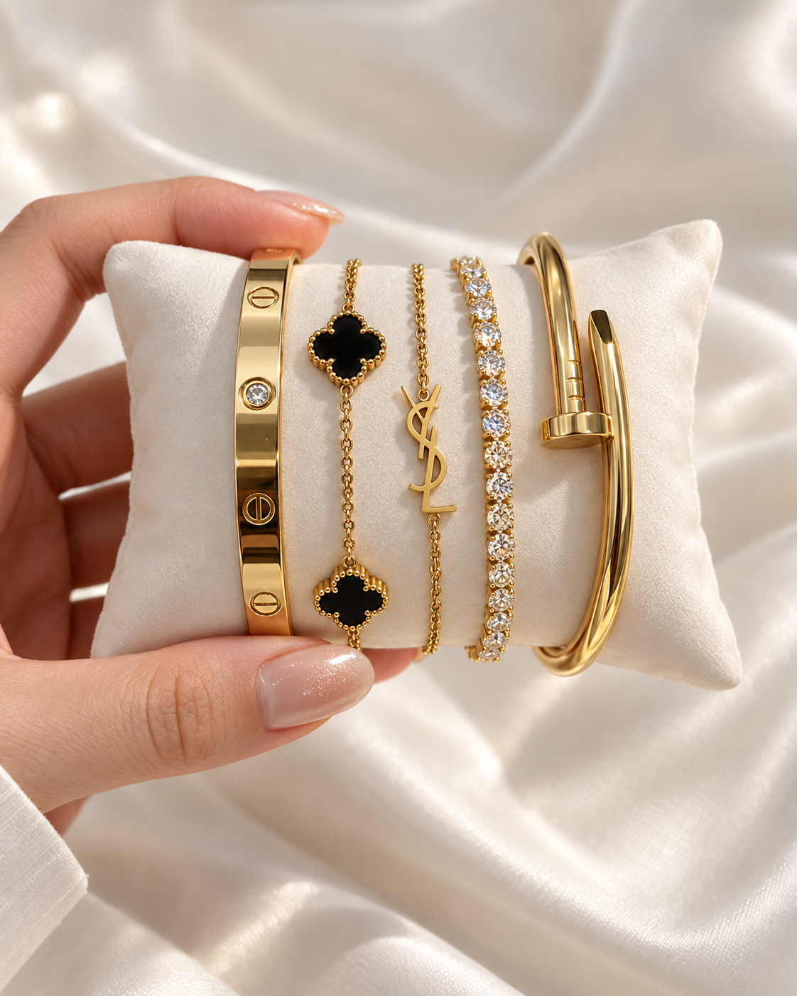 Coffret Éclat Royal – 5 Bracelets Dorés 👑✨